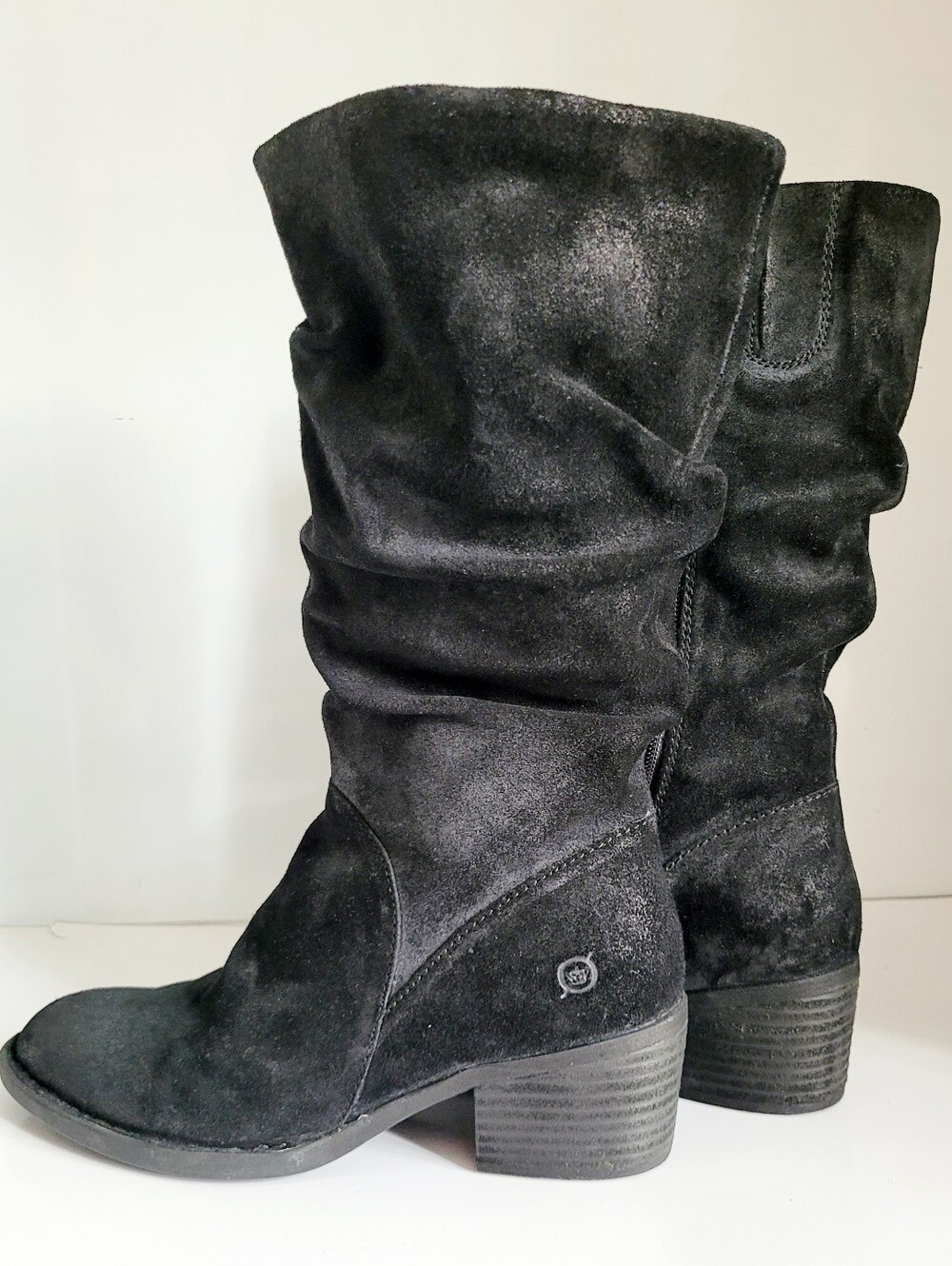 Born Distressed Black Suede Leather Slouchy Block Heel Boots US 7.5 - Picture 10 of 16